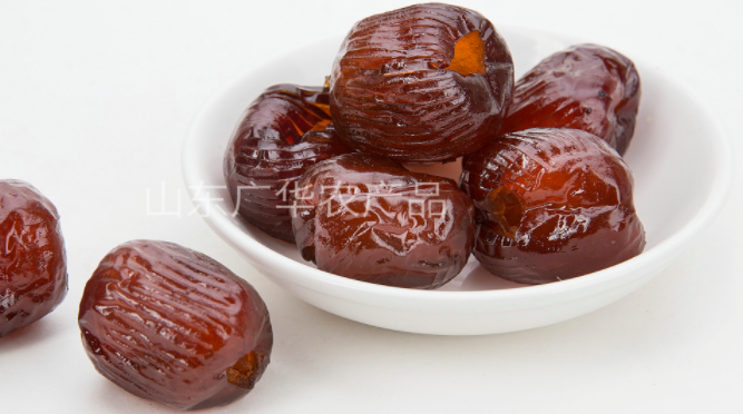 Финик это душа традиционного кушанья Праздника драконьих лодок «цзунцзы»(завернутые в листья рисовые пельмени )